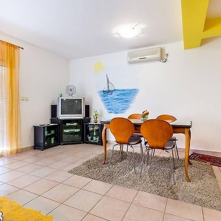 Apartment Ellis Premantura Dış mekan fotoğraf
